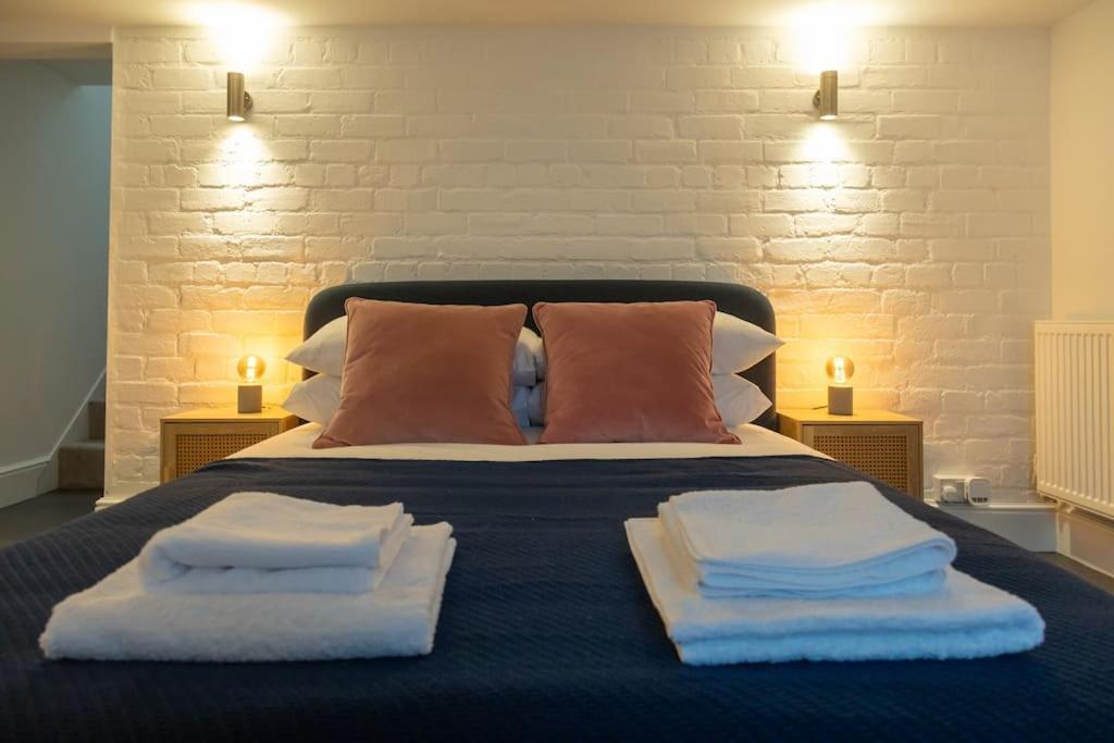Hereford - Clifton Villa - Beautifully Presented House Located A Short Walk From City Centre - Sleeps 6 Guests - Perfect For Exploring Hereford - Hosted By Rentmyhouse Екстер'єр фото